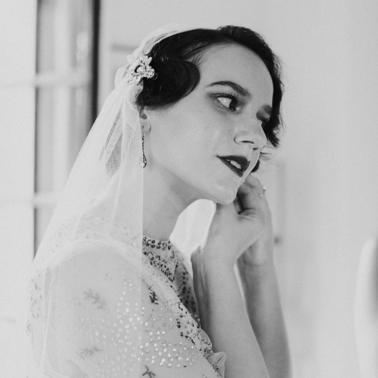 Vintage bridal makeup and hair